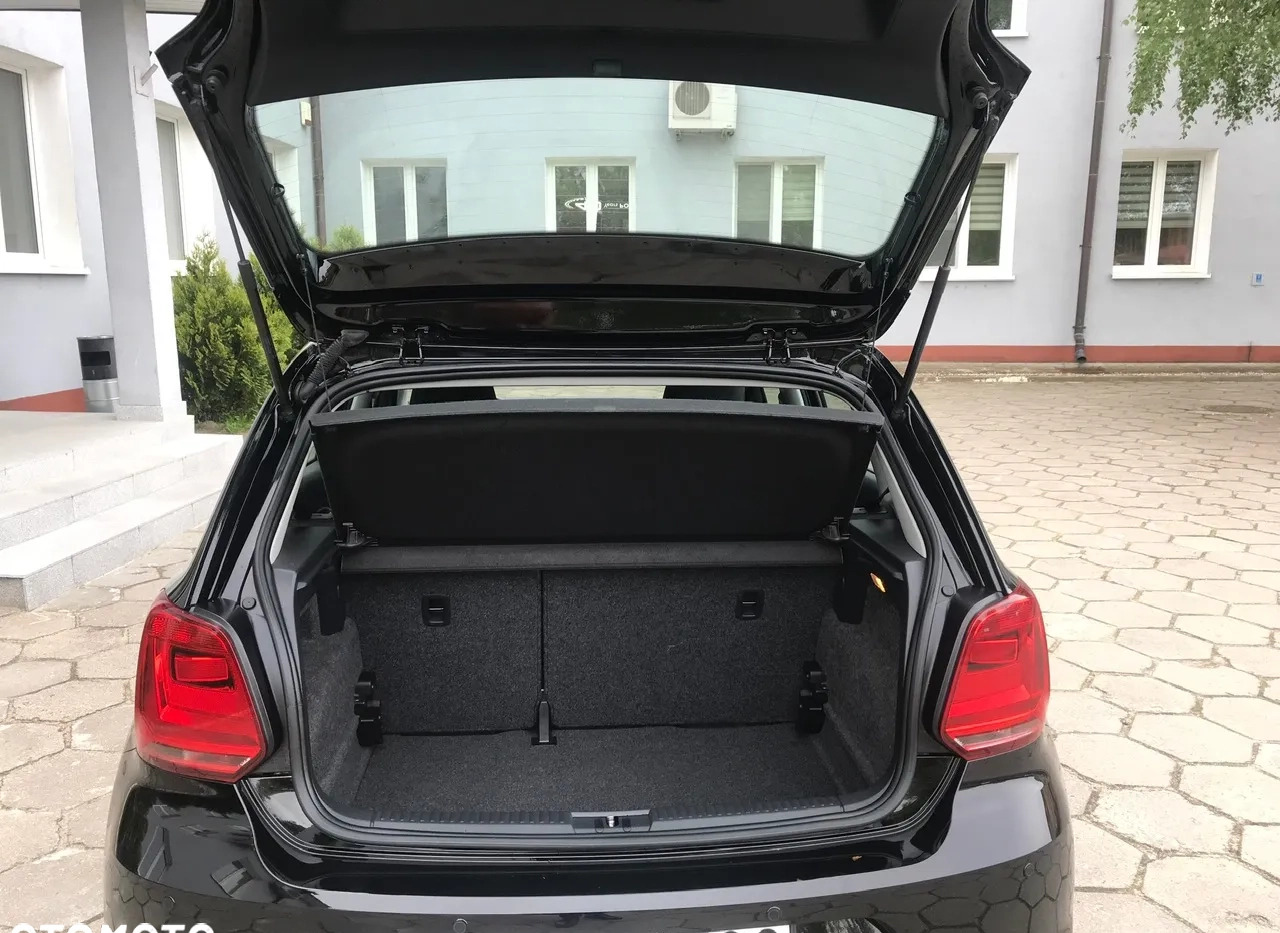 Volkswagen Polo cena 46900 przebieg: 25937, rok produkcji 2015 z Trzebnica małe 254
